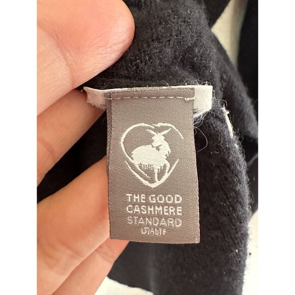 J. Crew Womens 100% Cashmere Pullover Turtleneck Sweater Black Size Small - Picture 6 of 8